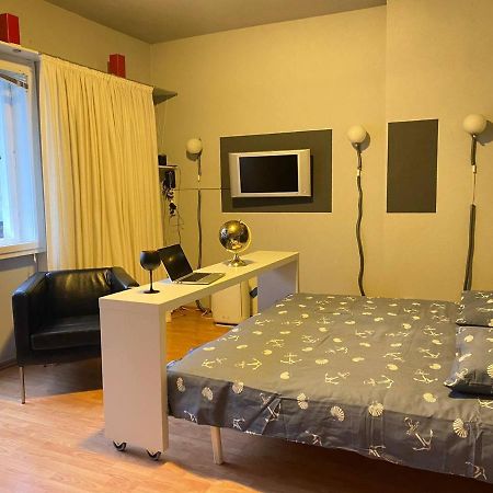 Cozy Modern Apartment With Small Balcony In The Heart Of 柏林 外观 照片