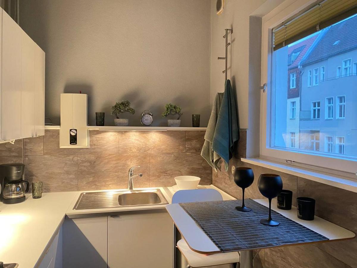 Cozy Modern Apartment With Small Balcony In The Heart Of 柏林 外观 照片
